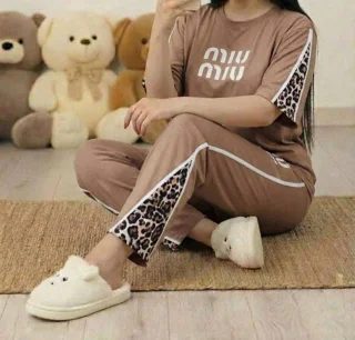 ست MIU MIU